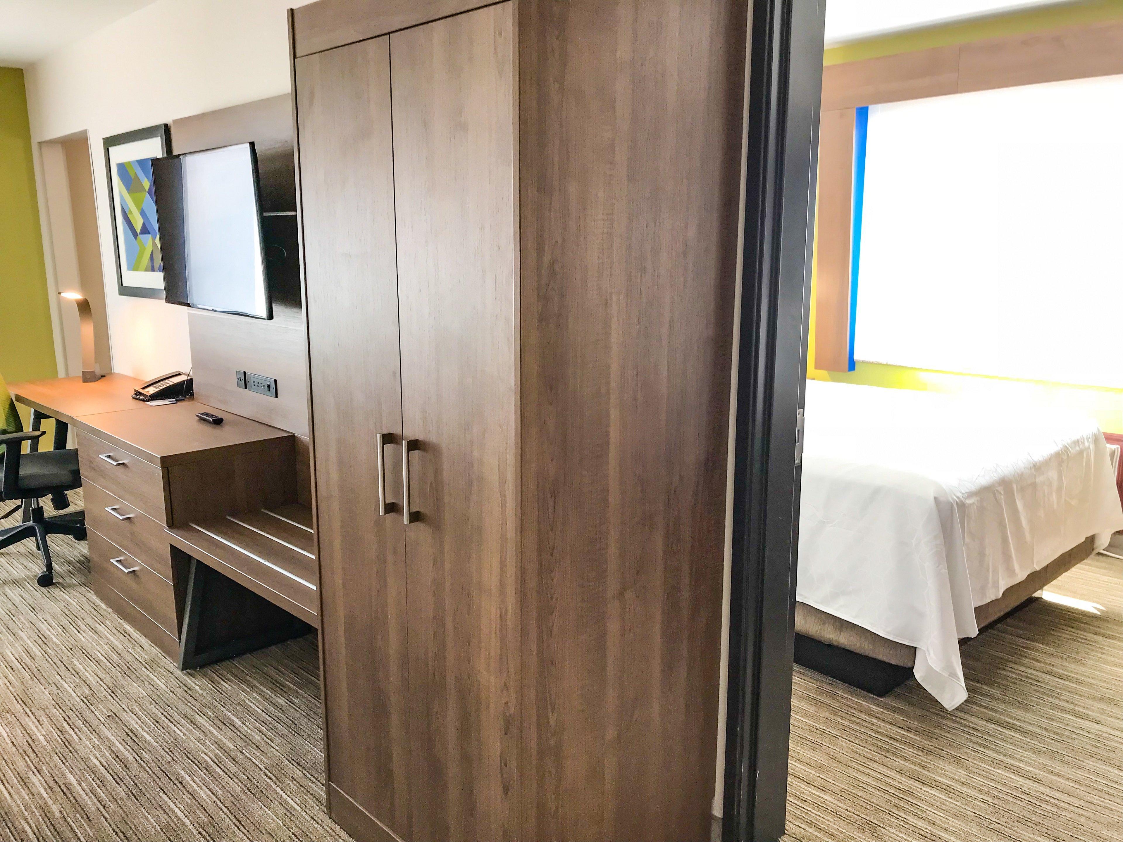 Holiday Inn Express & Suites Lubbock West By Ihg Exterior foto