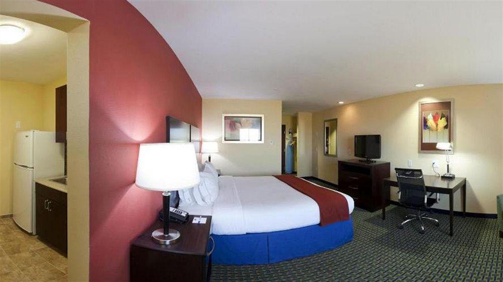 Holiday Inn Express & Suites Lubbock West By Ihg Exterior foto